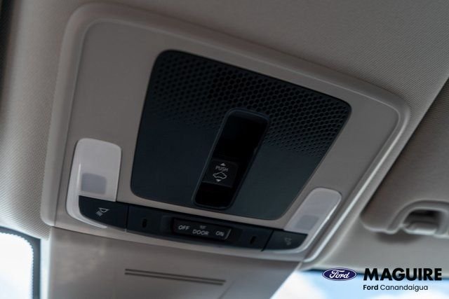 Used 2022  Honda EX image 33