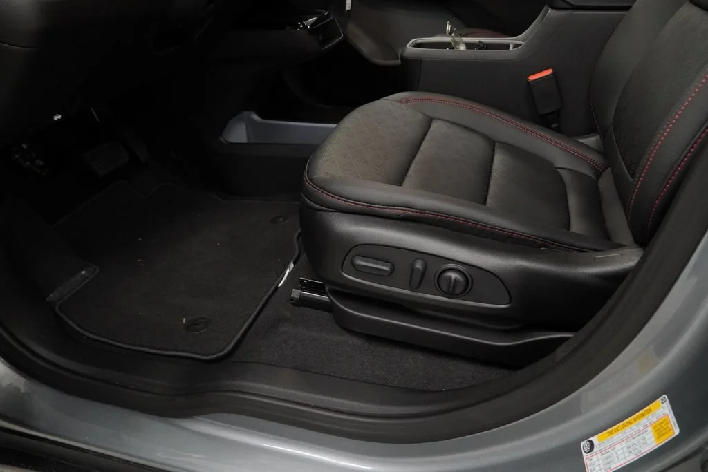 New 2027 Sterling Grey Metallic Chevrolet RS image 22