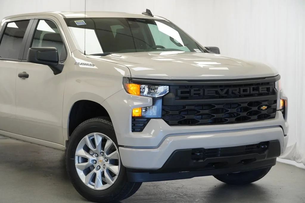 New 2026 White Sands Chevrolet Custom image 9