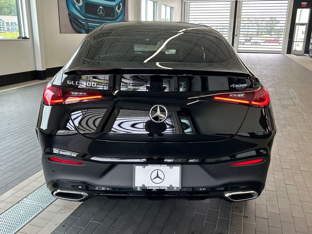 New 2027 Black Mercedes-Benz GLC 300 image 6