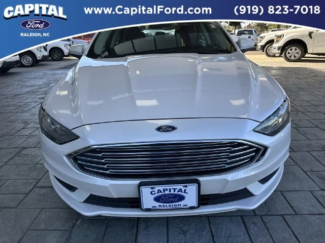 Used 2018 White Ford SE image 10