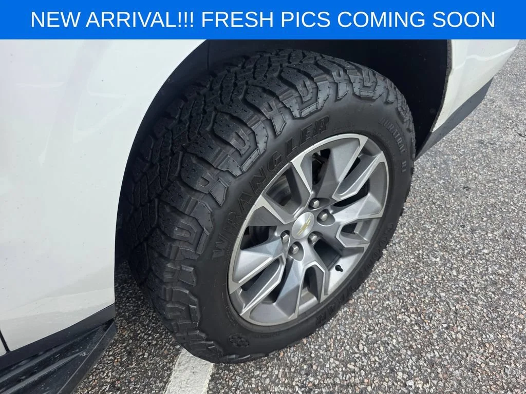 Used 2021 IRIDESCENT PEARL TRICOAT Chevrolet LT image 8