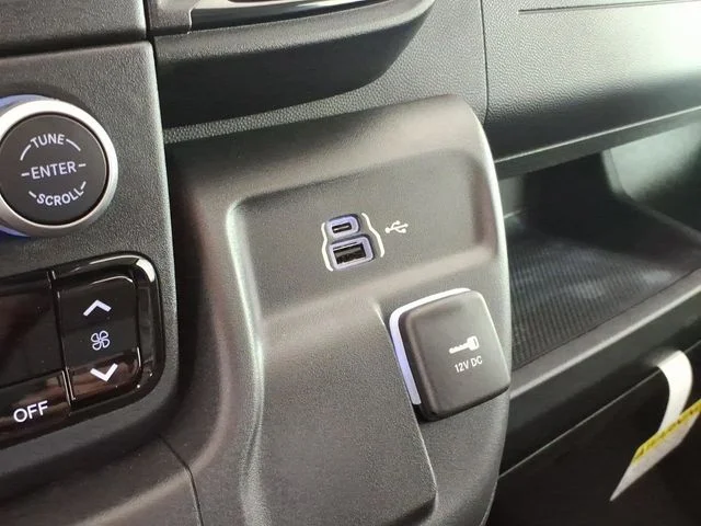 Used 2025 Red Ram High Roof image 27