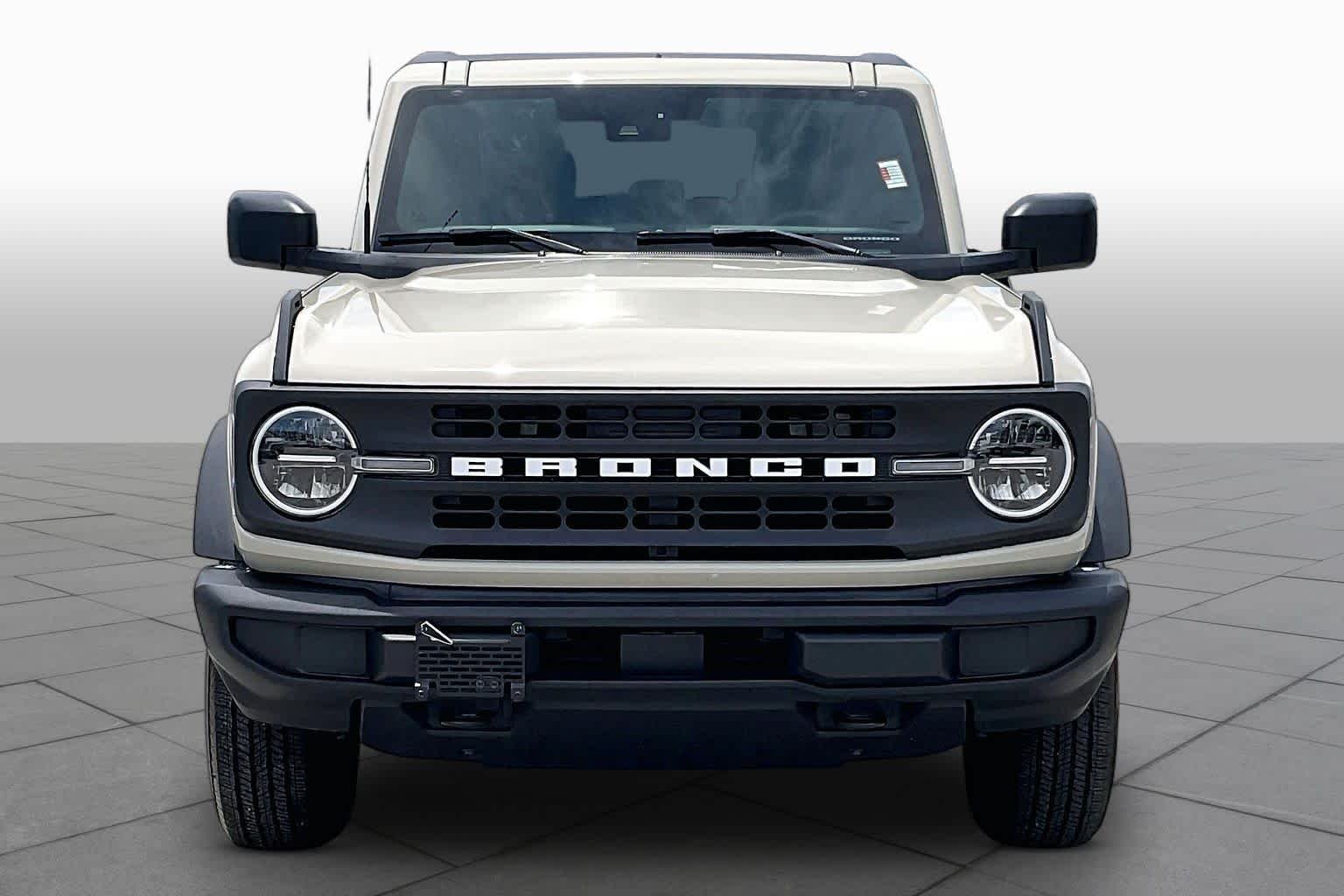 Used 2025 Desert Sand Ford Base image 4