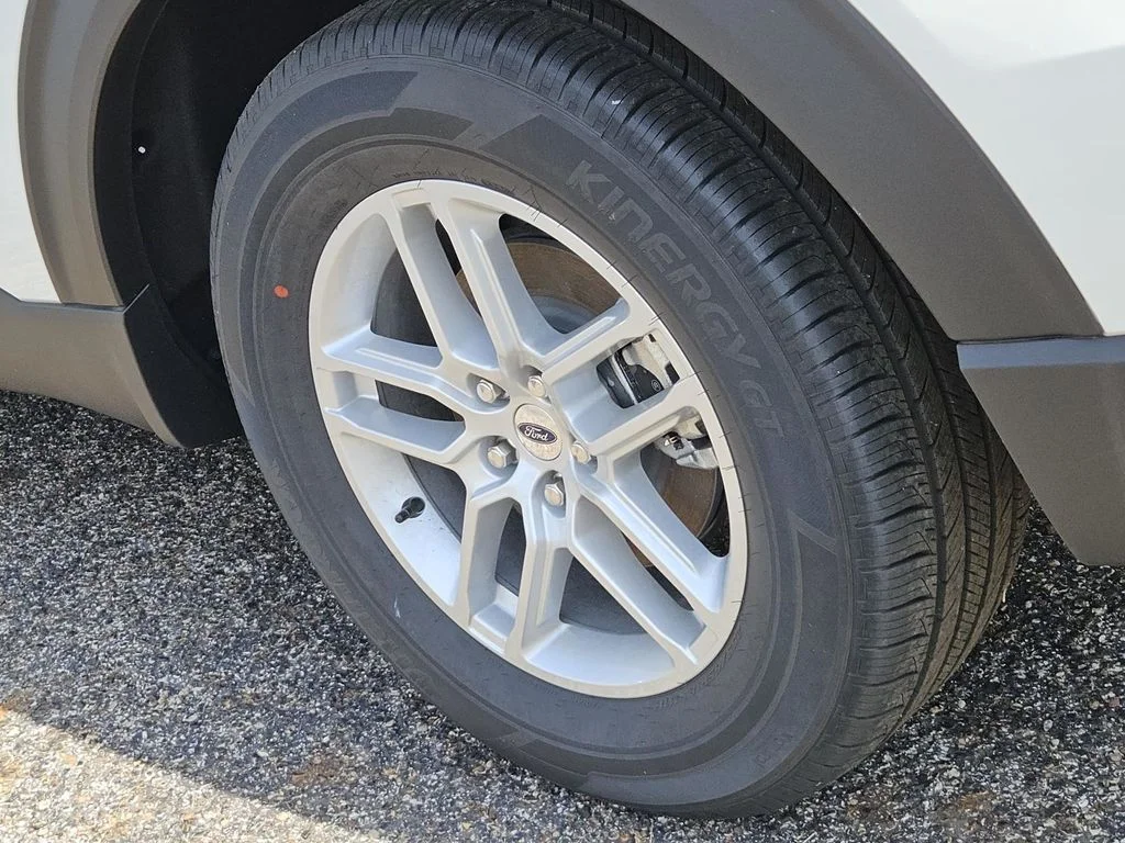 2026 Ford Explorer Active - Photo 9