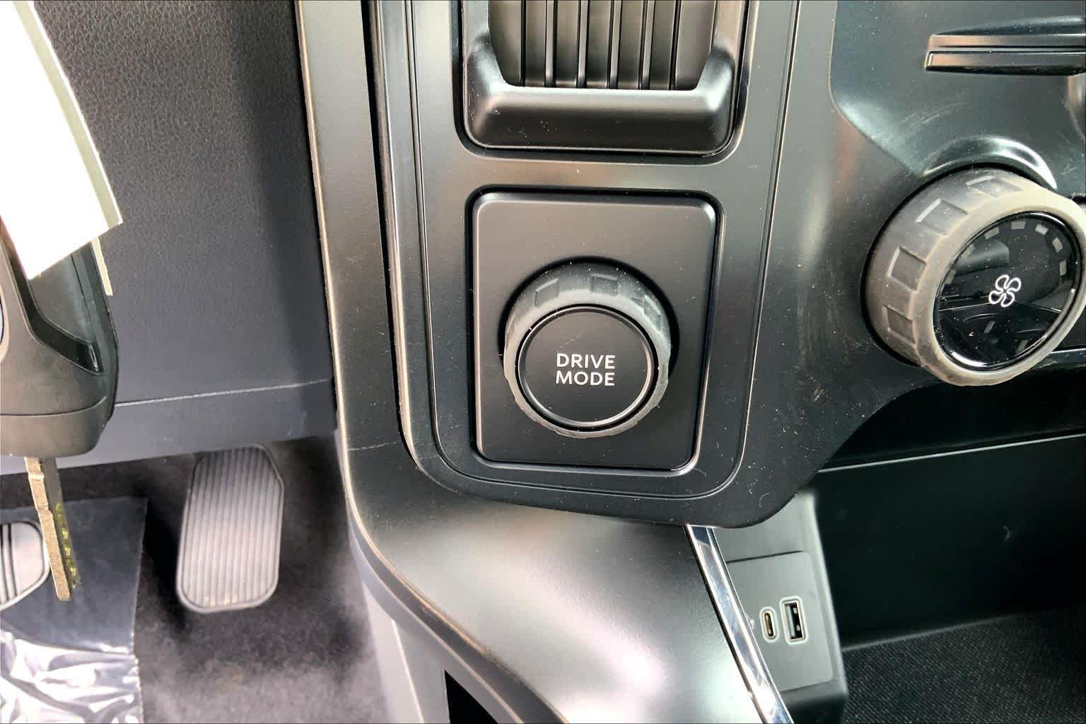 New 2026 Oxford White Ford STX® image 15