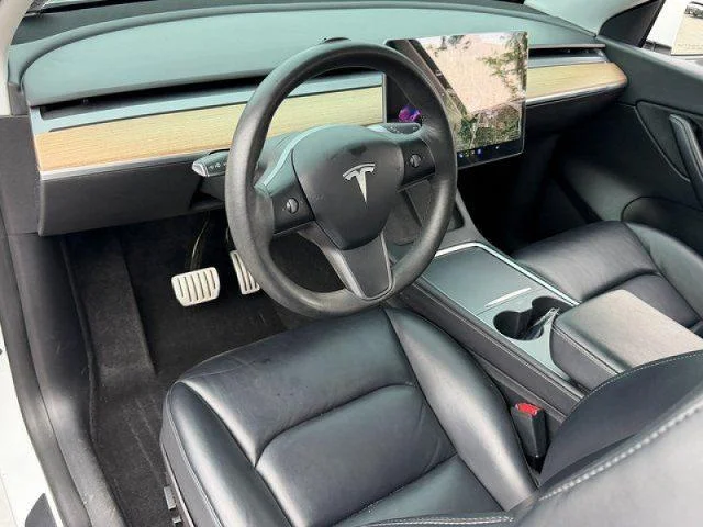 Used 2022 Pearl White Multi Tesla  image 3