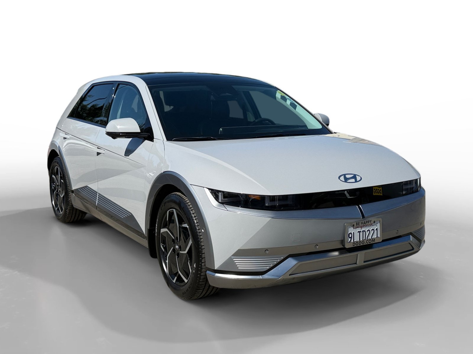 Certified Used 2024 Cyber Gray Hyundai Limited image 7