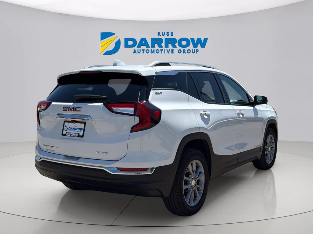 Used 2024 Summit White GMC SLT image 5