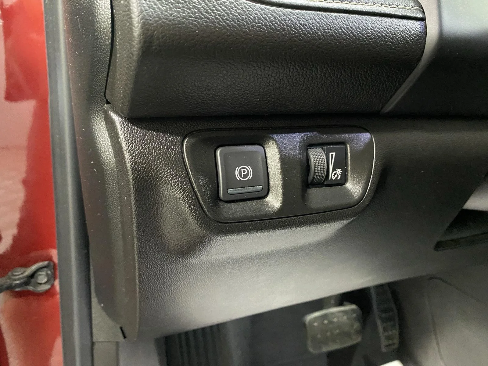 Used 2020 Red Quartz Tintcoat GMC SLE image 20