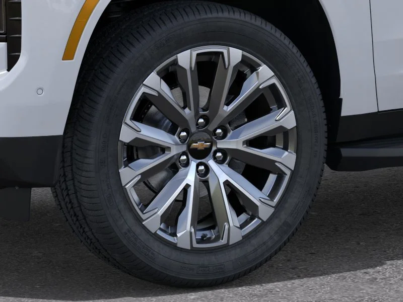 New 2026 Polar White Tricoat Chevrolet High Country image 10
