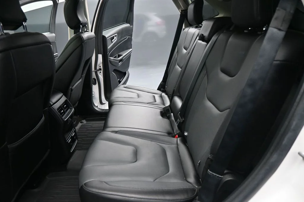 Used 2018 White Ford Titanium image 20