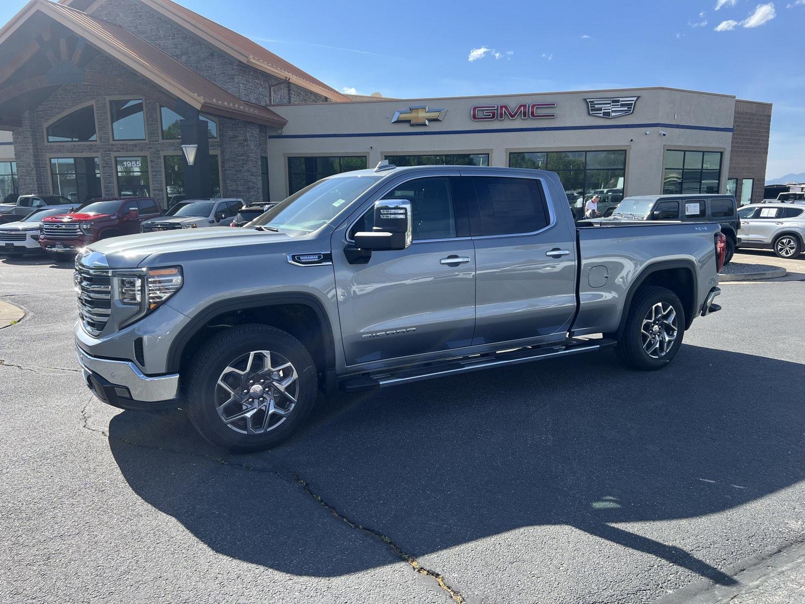 2026 GMC Sierra 4WD Crew Cab Short Box SLT's photo