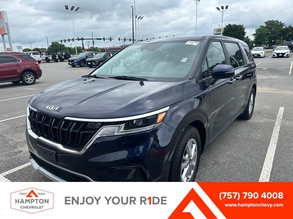 2024 Kia Sedona LX Seat Pkg's photo