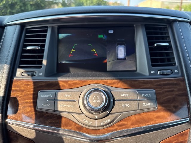 Used 2020 Black Nissan Platinum image 19