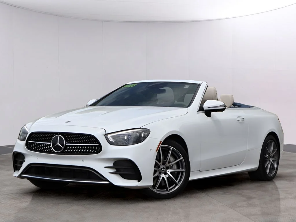 Used 2023 MANUFAKTUR Moonlight White Mercedes-Benz E 450 image 1