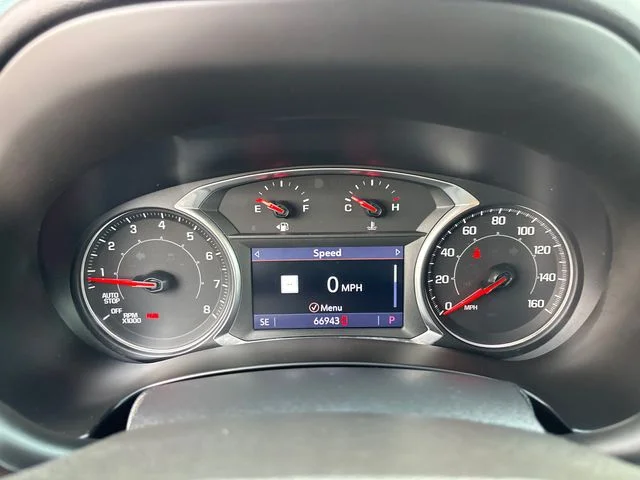 Used 2020 Gray GMC SLE image 19
