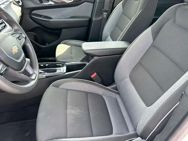 Used 2024 White Chevrolet LS image 26