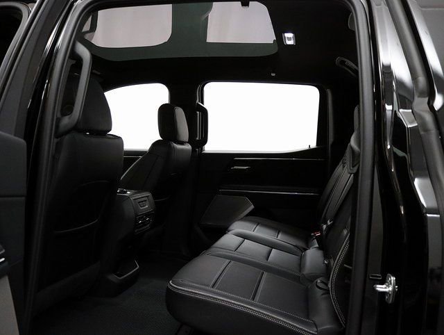 2025 GMC Sierra EV Denali - Photo 15
