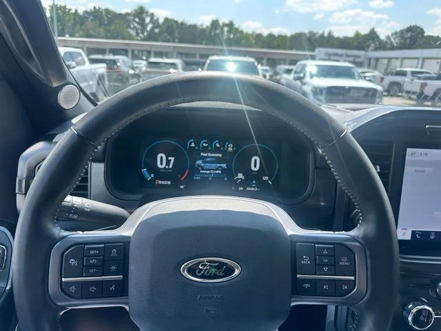 Used 2023 White Ford Lariat image 13