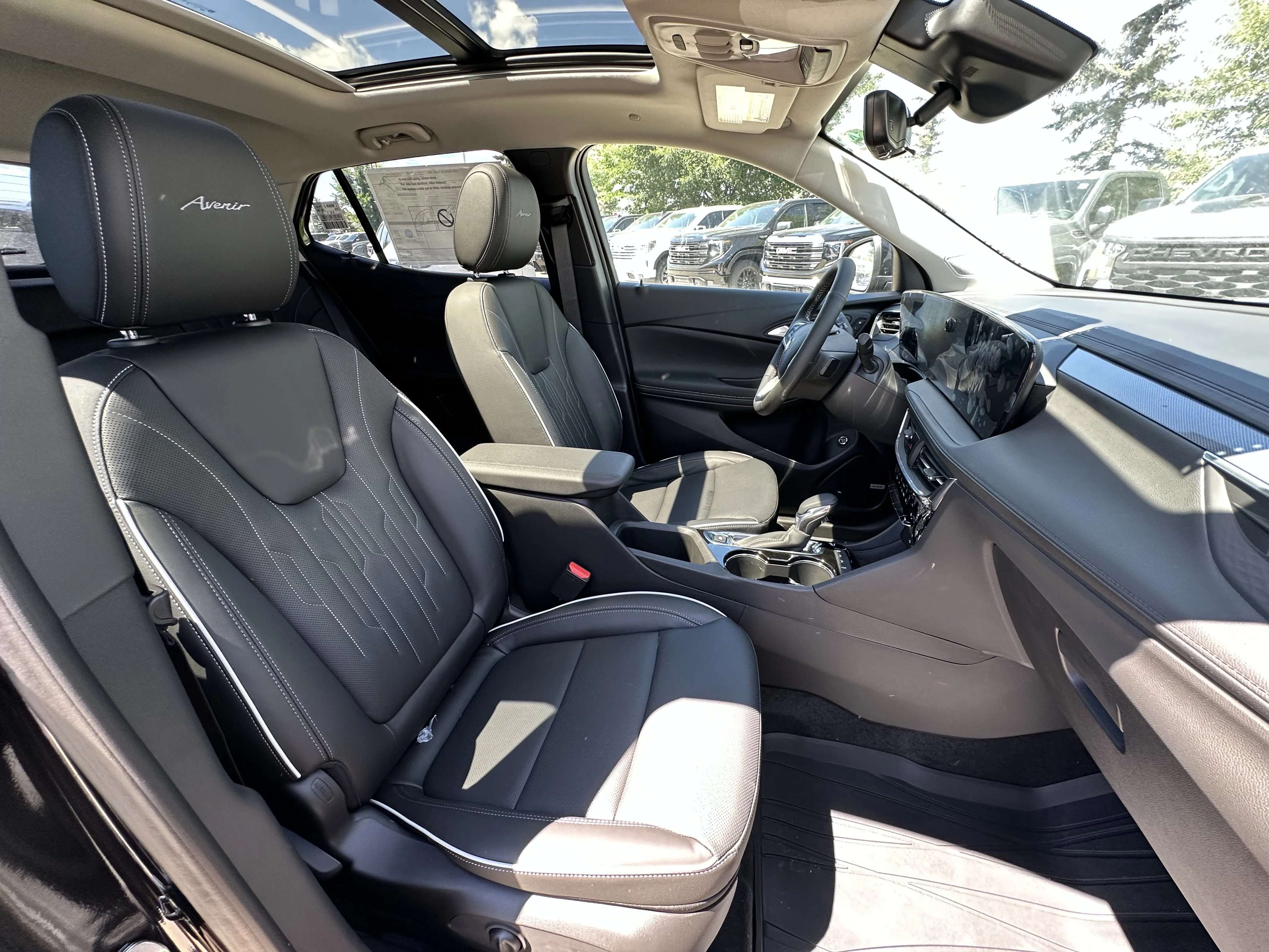 New 2026 Ebony Twilight Metallic Buick Avenir image 19