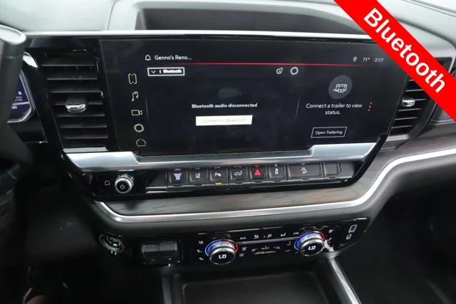 Used 2025 White GMC SLT image 6