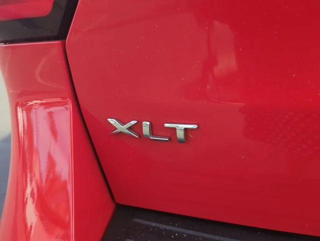 Used 2023 Red Ford XLT image 29