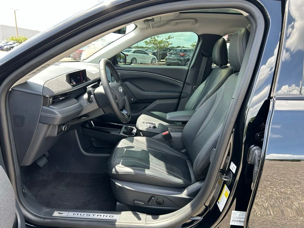 Used 2023 Shadow Black Ford Premium image 15