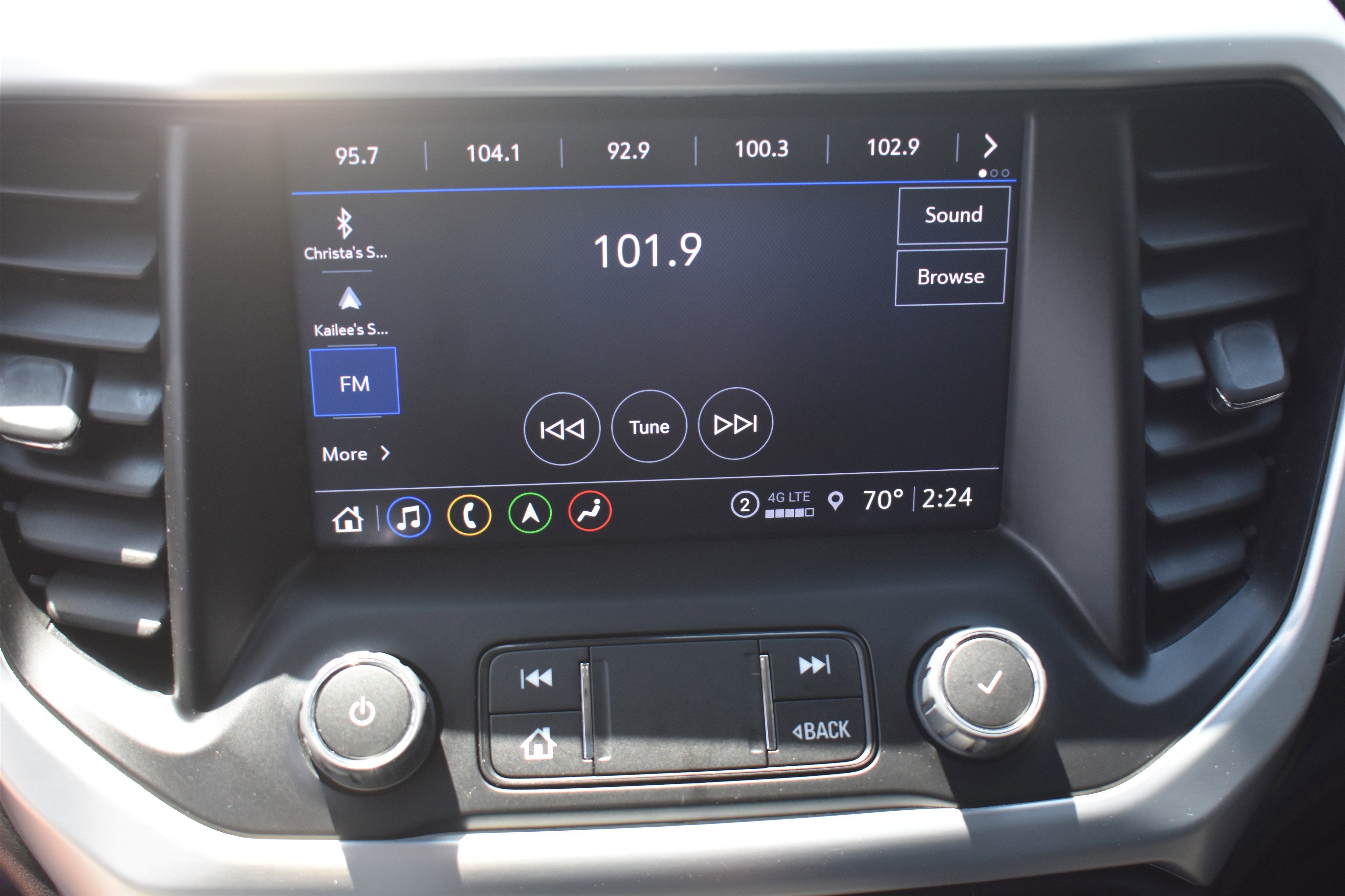 Used 2023 Sterling Metallic GMC SLT image 26