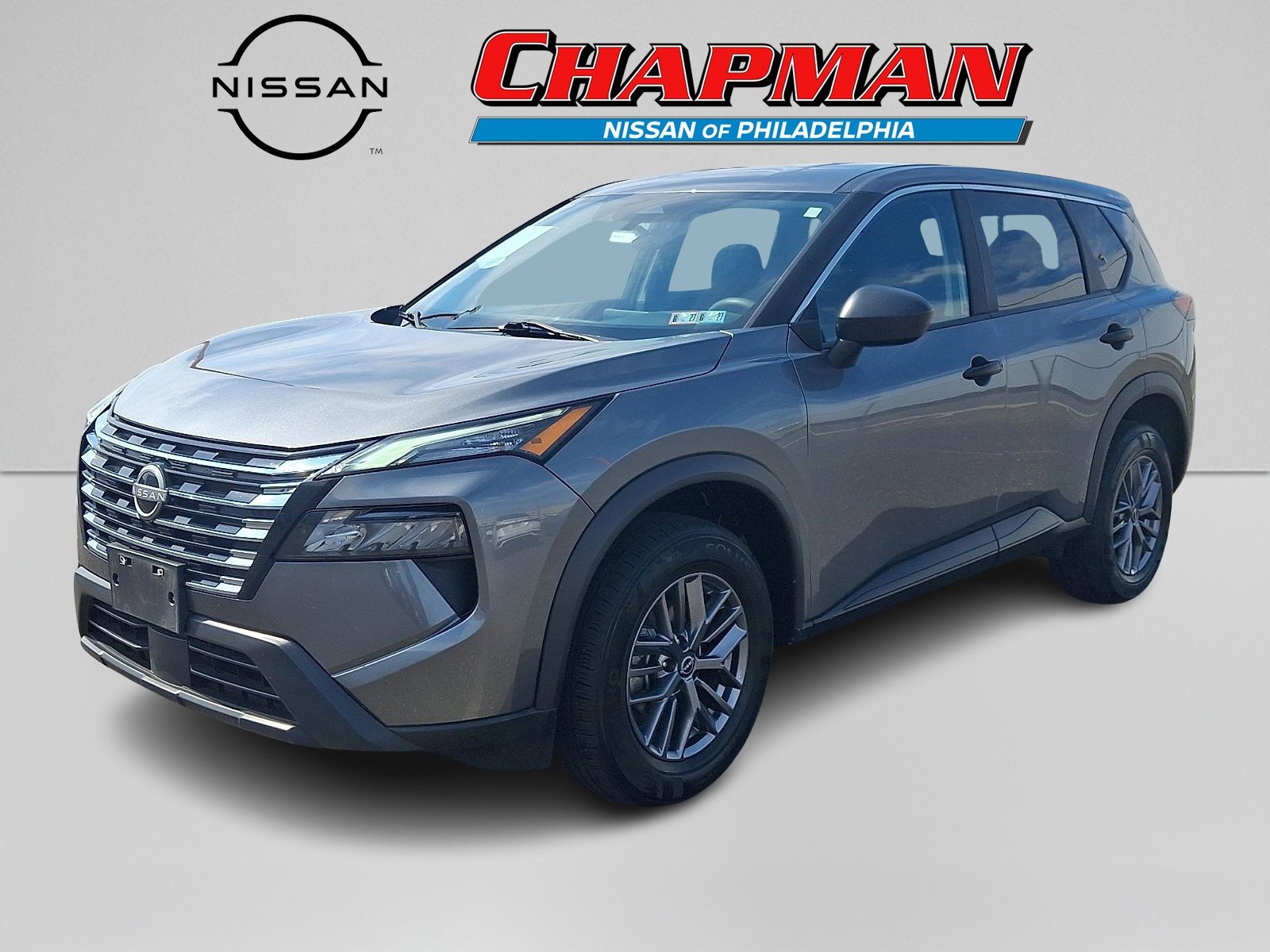 Certified Used 2024 Gun Metallic Nissan S image 3
