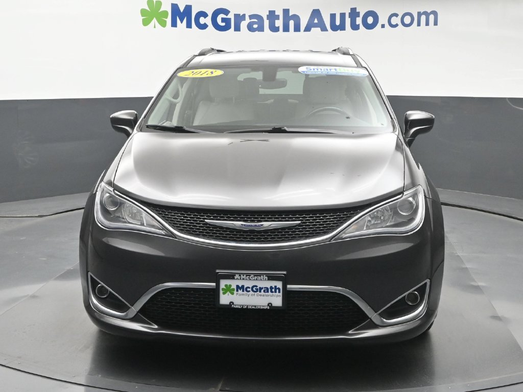 Used 2018 Gray Chrysler Touring L Plus image 6