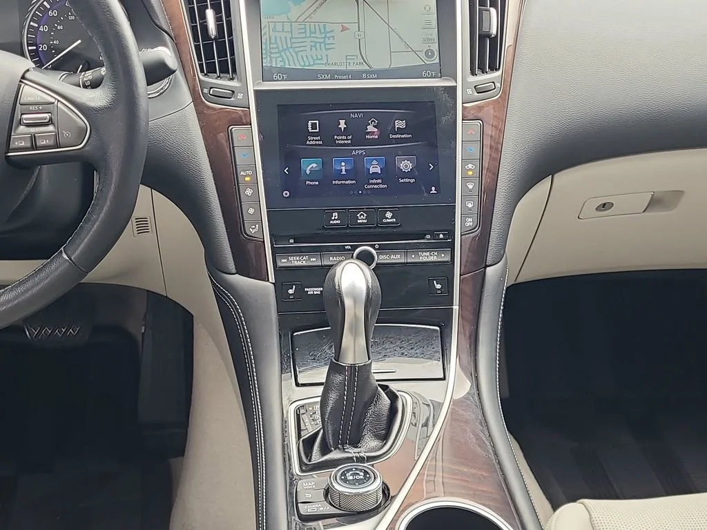 Used 2014 Silver INFINITI Premium image 15