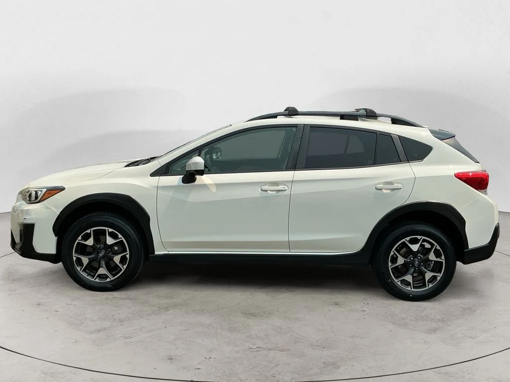 Used 2019 White Subaru 2.0i Premium image 8