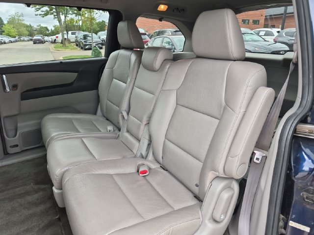 Used 2014  Honda EX-L image 25