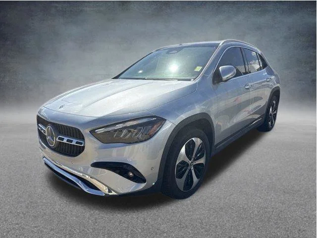 Used 2025 Silver Mercedes-Benz GLA 250 image 3