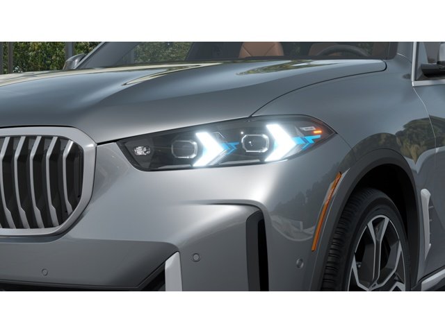 New 2026 Skyscraper Grey Metallic BMW sDrive40i image 6