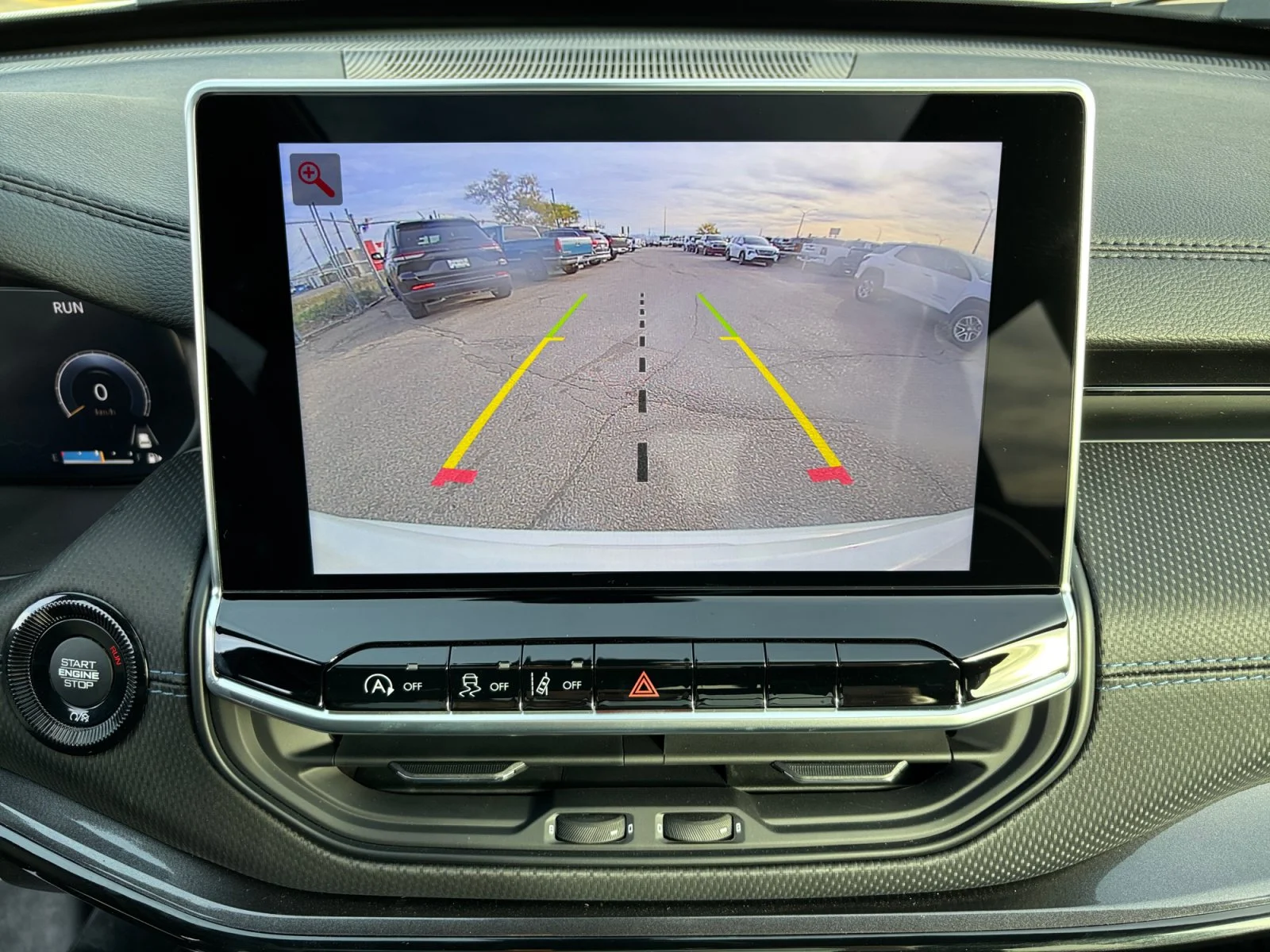 New 2026 Bright White Jeep North Altitude* 4x4, Pano Sunroof, Heated Seats, Wireless Charging Pad image 23