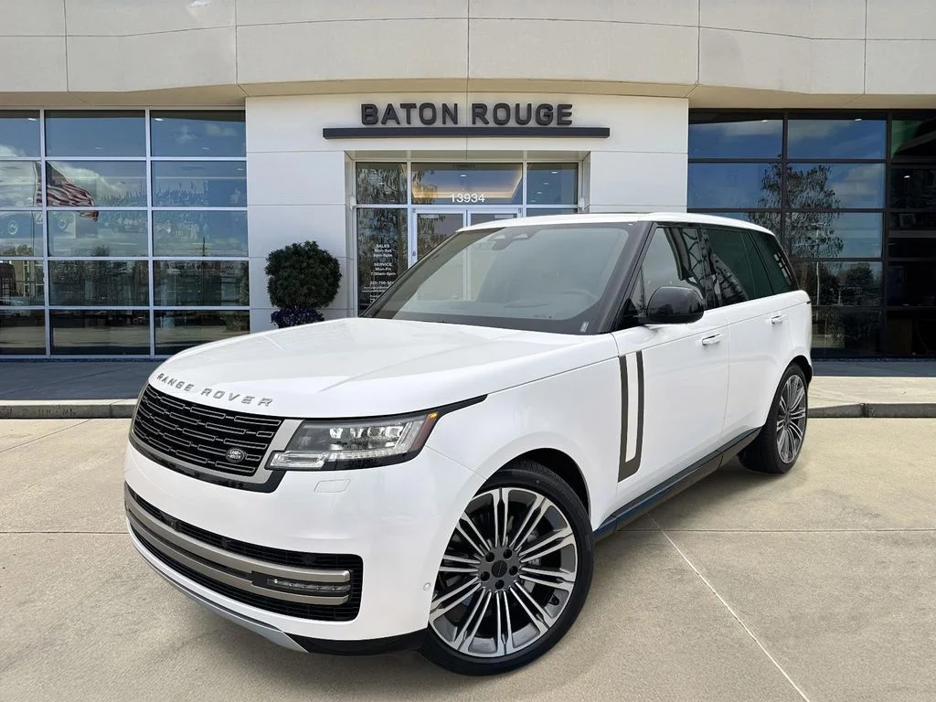 2026 Land Rover Range Rover 3.0 SE SWB's photo