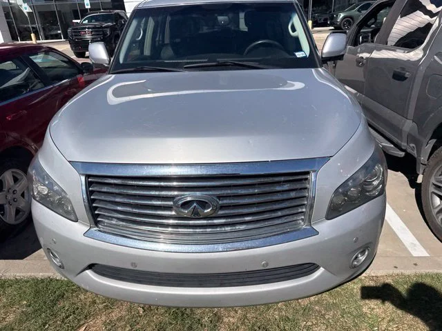 Used 2014 Silver INFINITI 2WD 4dr image 3