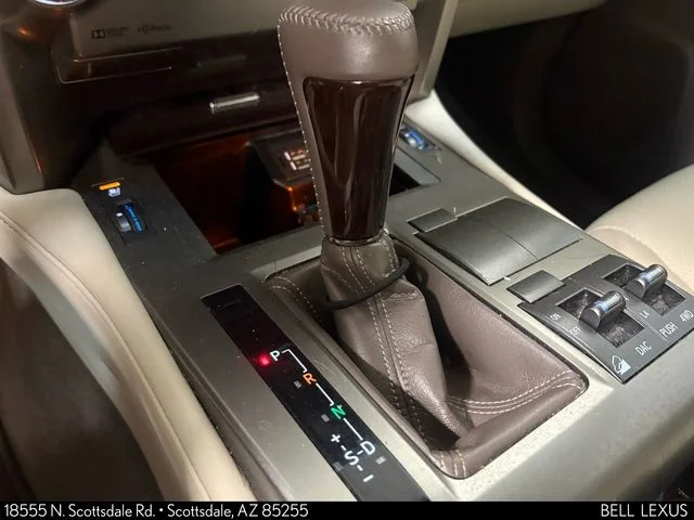 Used 2019  Lexus 460 image 27