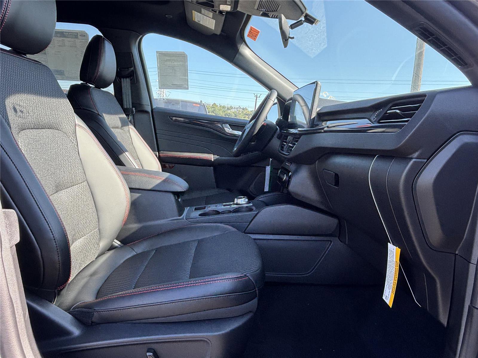 2026 Ford Escape Hybrid ST-Line Select - Photo 16