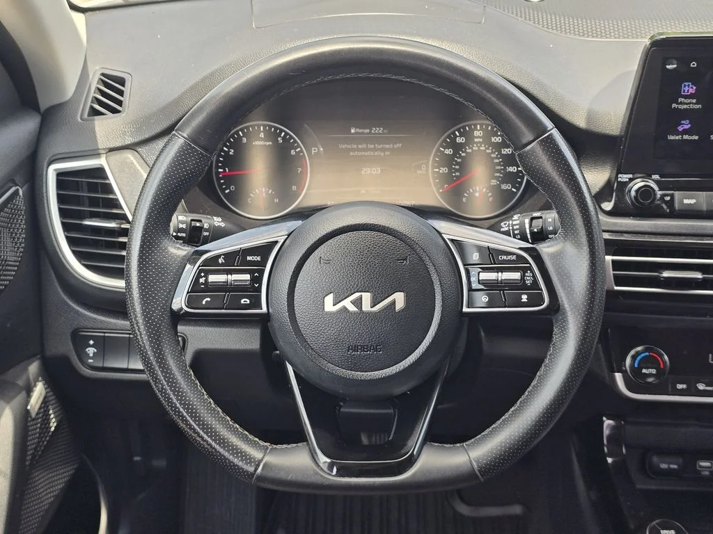 Used 2022 Snow White Pearl Kia SX image 14