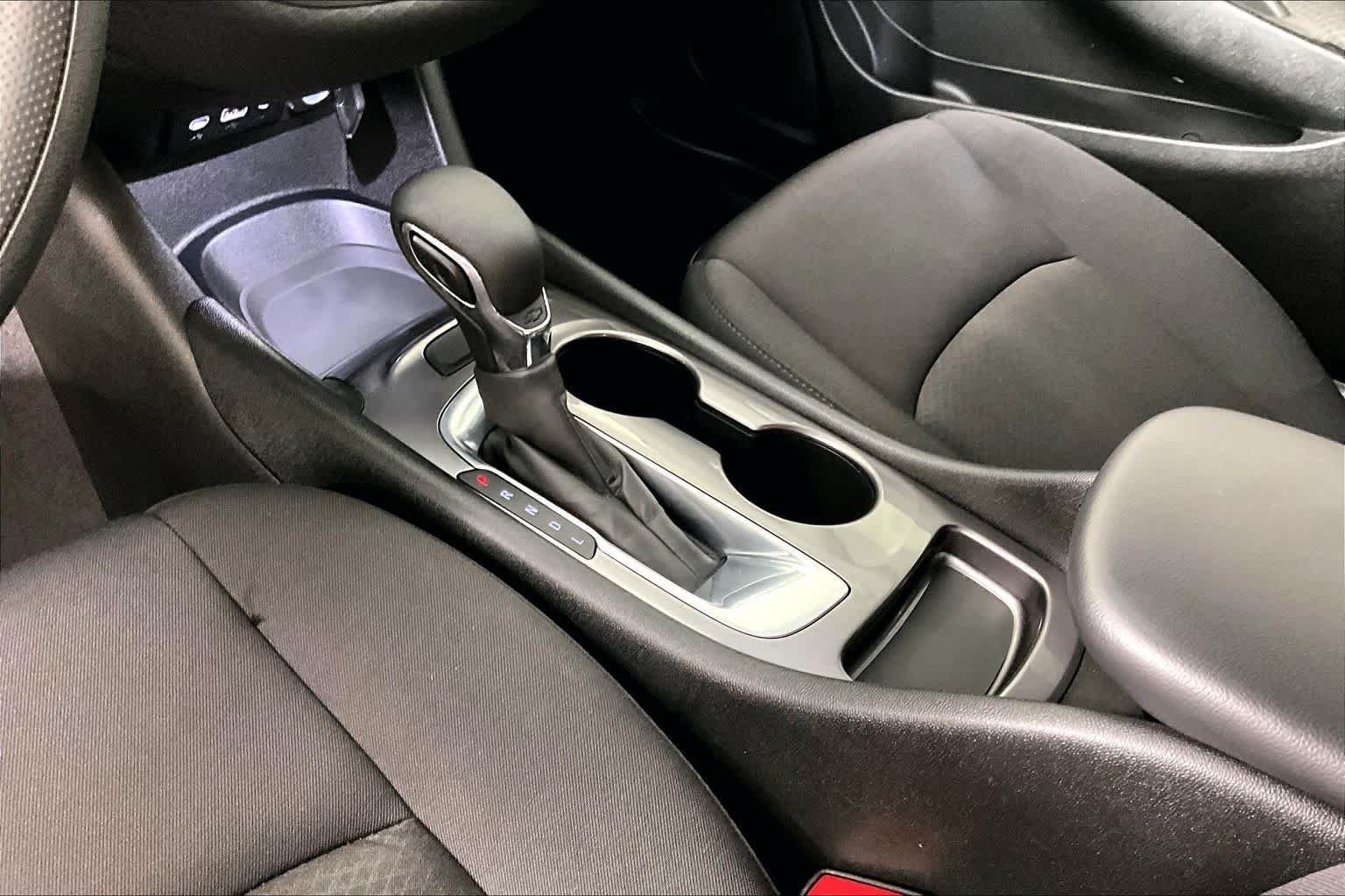Used 2022 Summit White Chevrolet LS image 15