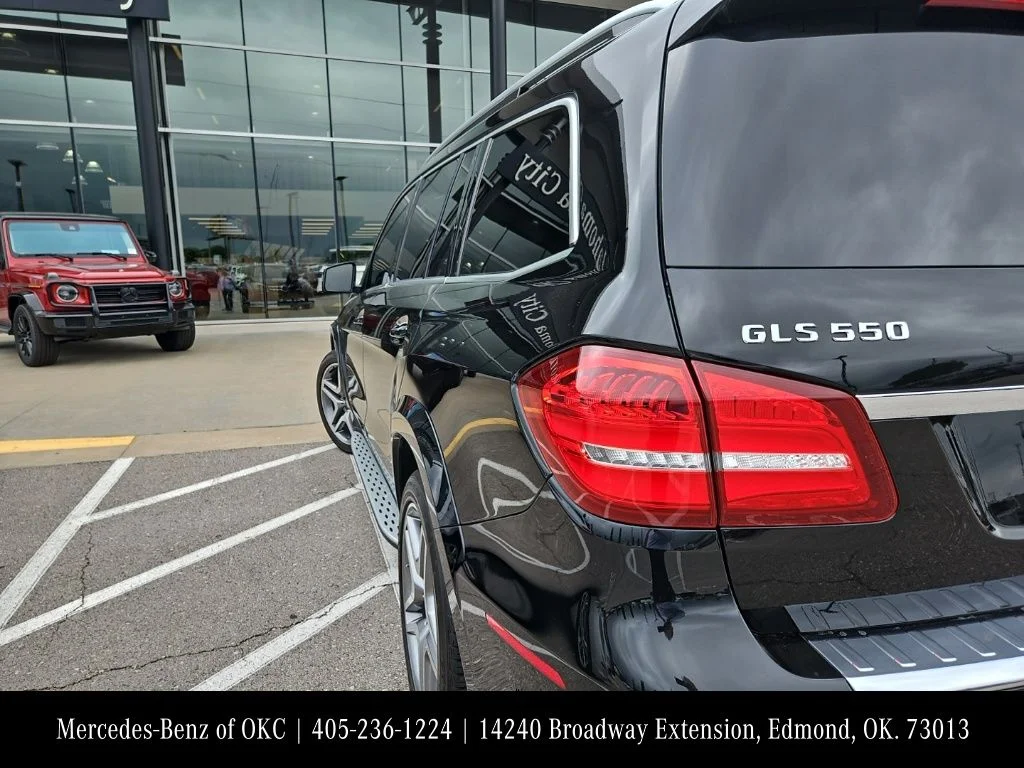 Used 2017 Obsidian Black Metallic Mercedes-Benz GLS 550 image 8