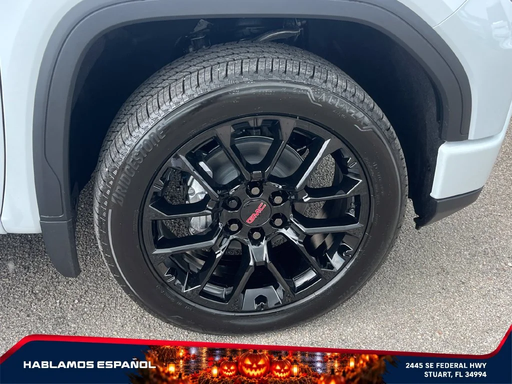 New 2026 Glacier White Tricoat GMC Denali image 21