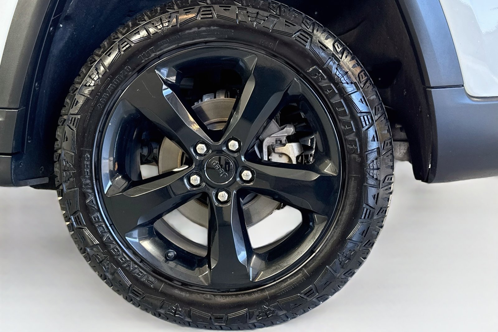 Used 2023 Bright White Clearcoat Jeep Altitude image 29