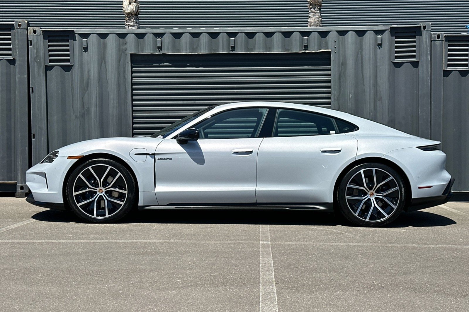 New 2026 Ice Grey Metallic Porsche Black Edition image 2