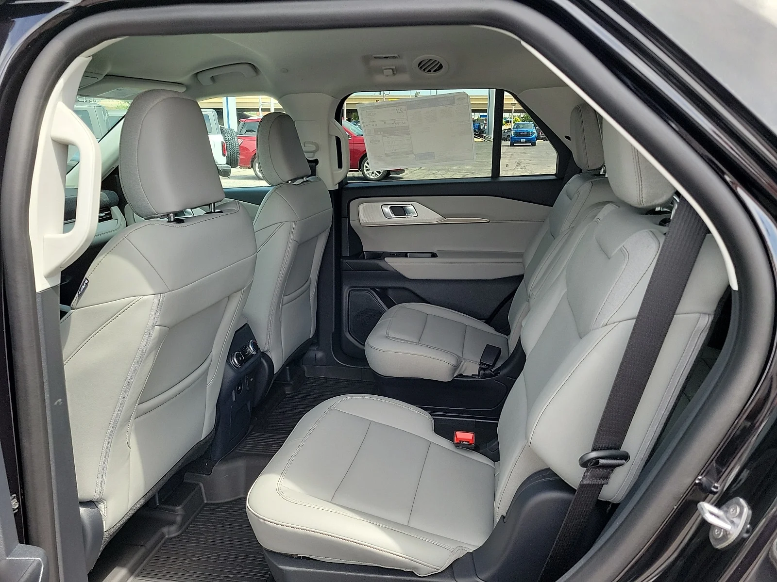 New 2026 Agate Black Metallic Ford Active image 9