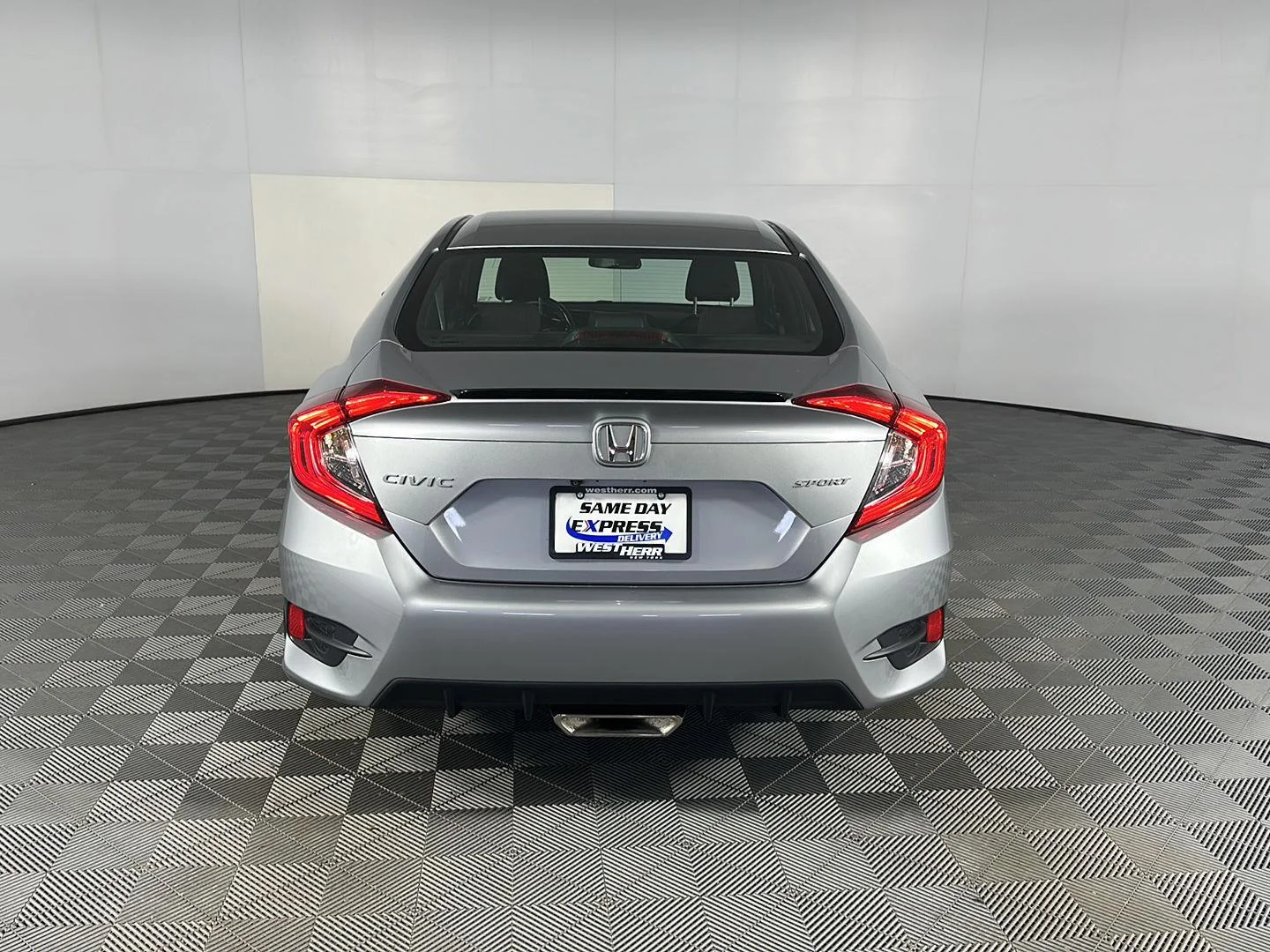Used 2019 Lunar Silver Metallic Honda Sport image 25