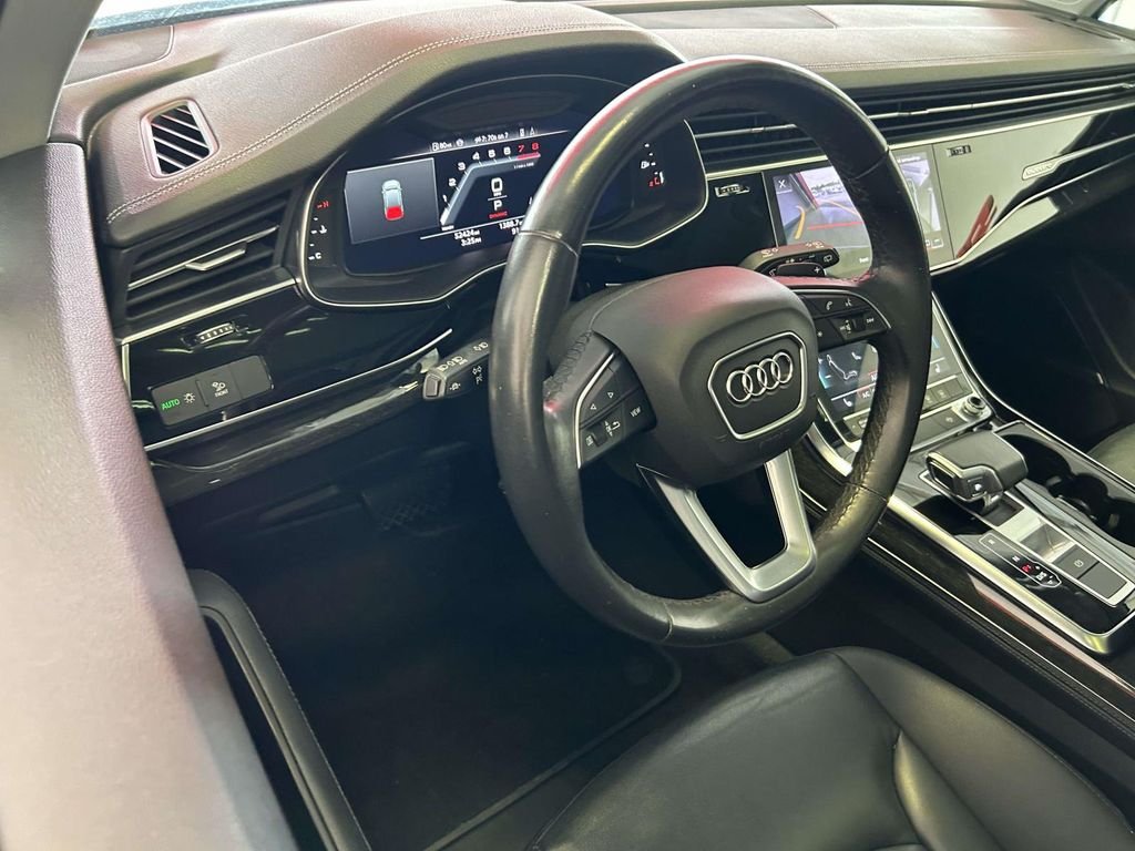 Used 2024  Audi 55 Premium Plus image 13